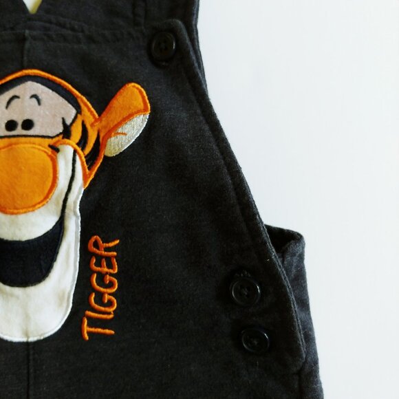 Disney Baby Tigger Shortalls 24 Months - Picture 2 of 8